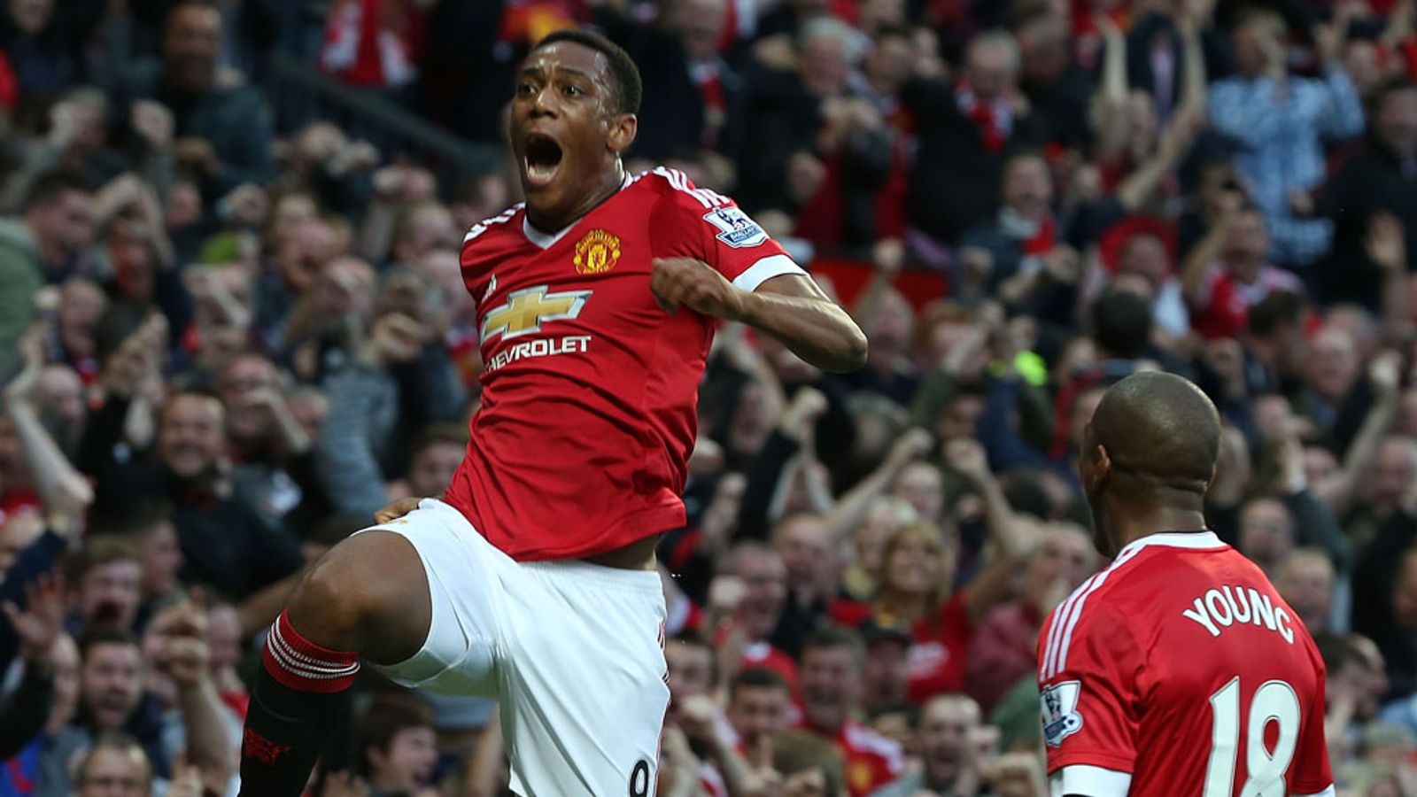 Martial bị AEK Athens loại khỏi danh sách tham dự cup châu Âu
