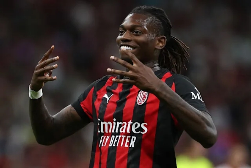 Derby thành Milano: AC Milan sẵn sàng đối đầu Inter