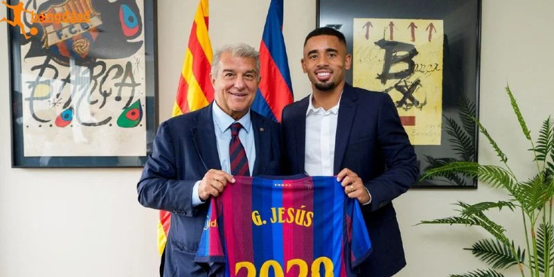 Cơ hội Gabriel Jesus cập bến Barca 