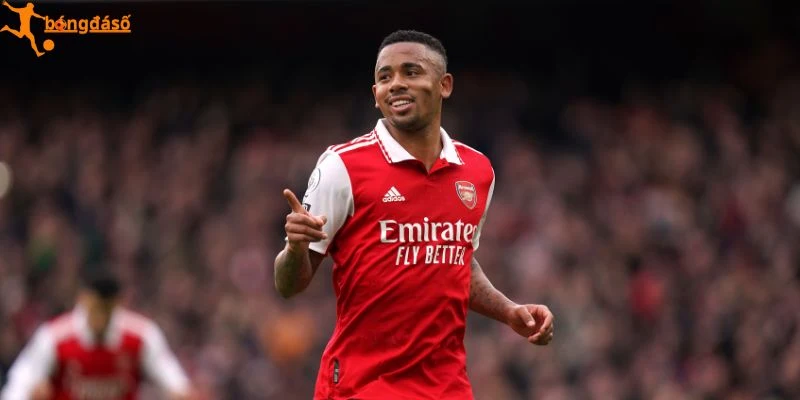 Gabriel Jesus - Giải pháp lý tưởng cho hàng công Barca